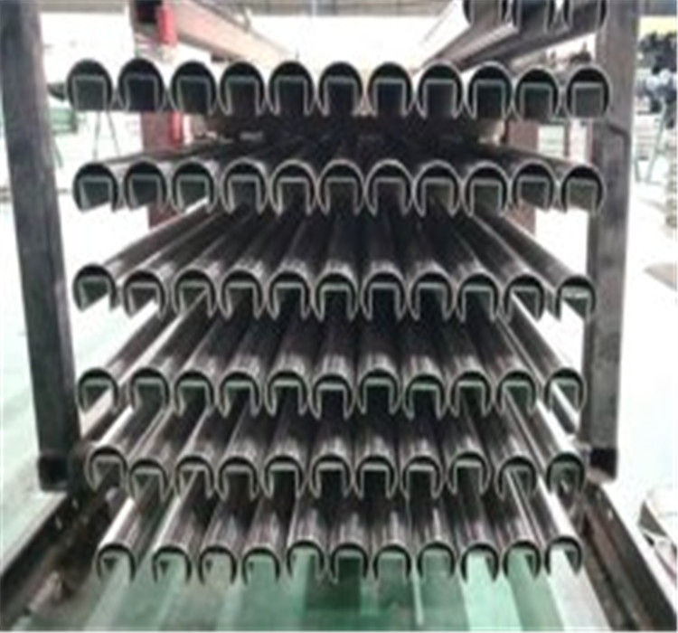 1-200226104P1435-lp.jpg 1-200226104P1435-lp.jpg